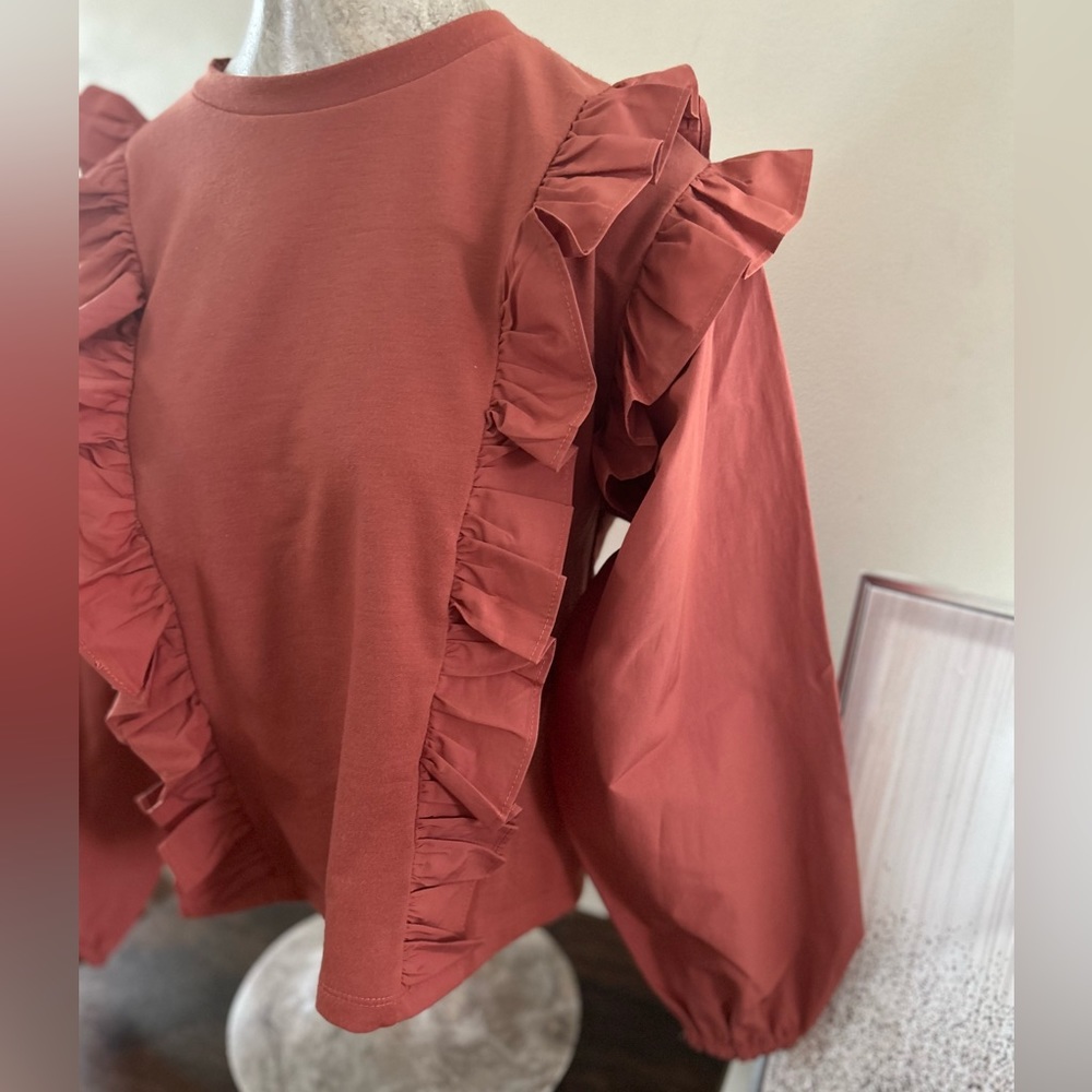Ruffle Top - Picture 4 of 8